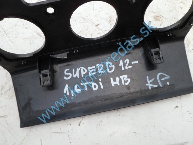 kryt na panel kúrenia na škodu superb 2, 3T0863152, 